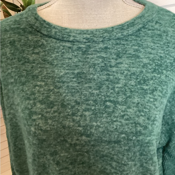 Zenana Green Knit Sweater Small 1288 - Picture 3 of 7